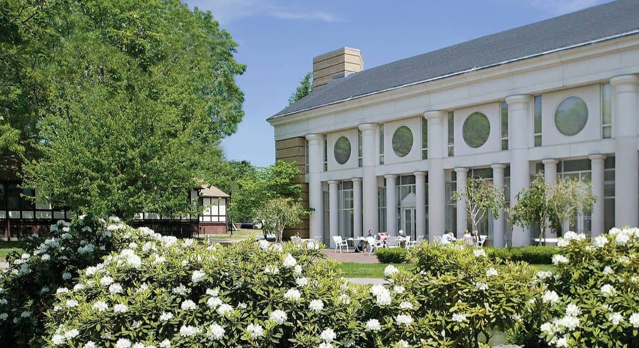 Точное отслеживание процесса лечения: RFID в обеспечении безопасности и надзоре в психиатрических отделениях.