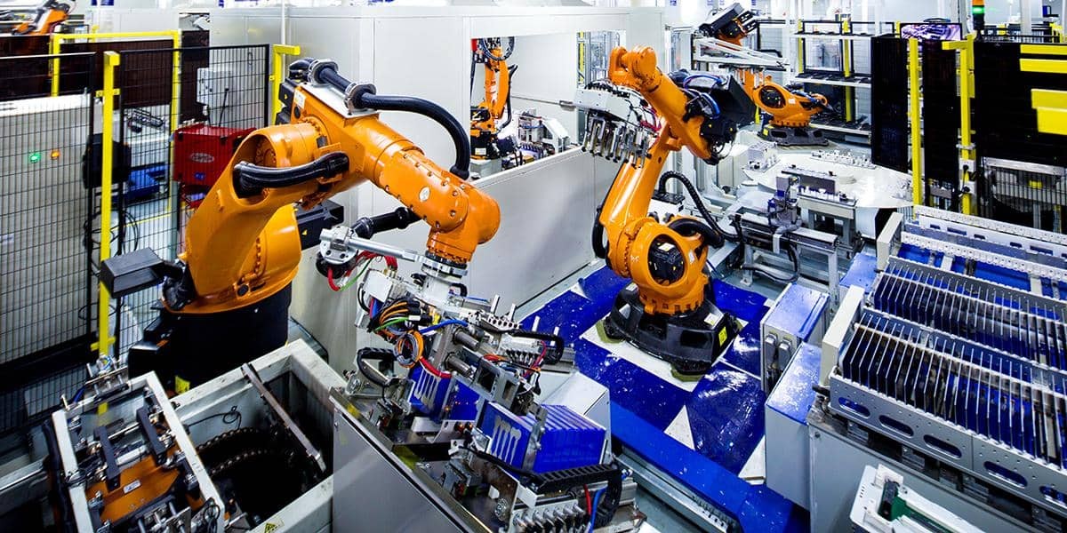 Усовершенствование интеллектуальных батарей с помощью RFID: оптимизация хранения и управления энергией.