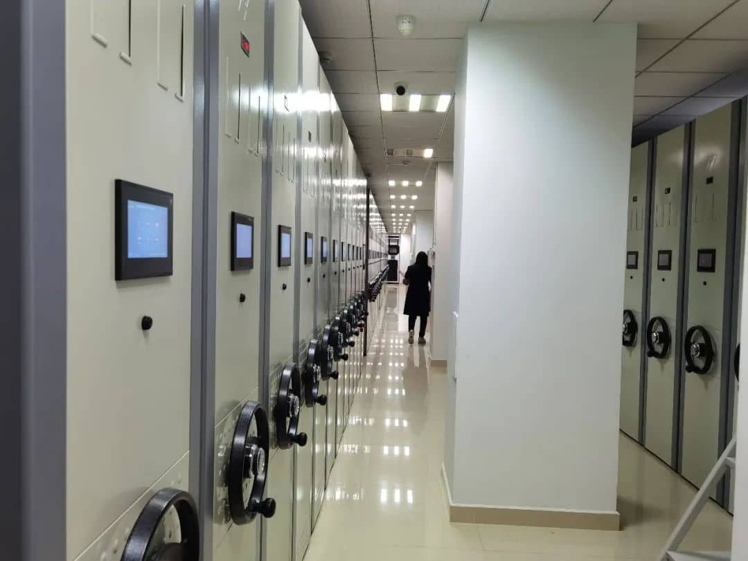 «Умный» судебный архив: использование RFID для безопасного и отслеживаемого управления судебными документами.