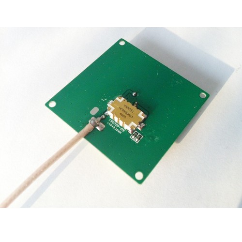 Керамическая антенна UHF с двойным питанием 40x40 мм