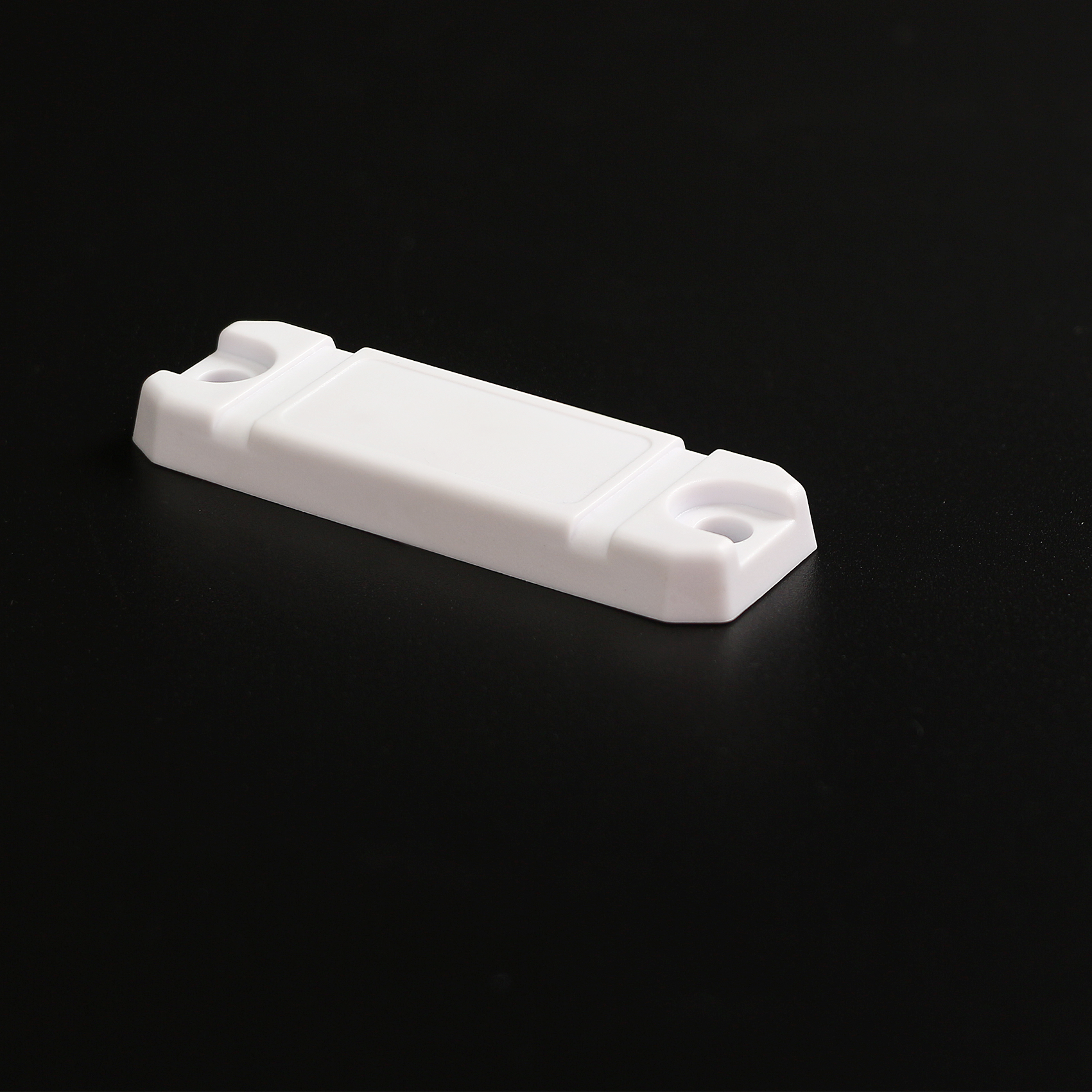 Антиметаллическая RFID-метка UHF RFID из ABS-пластика для складских поддонов