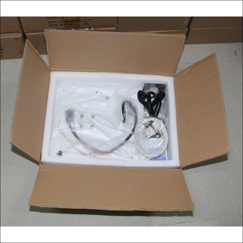 УВЧ-считыватель среднего диапазона 5-8 м